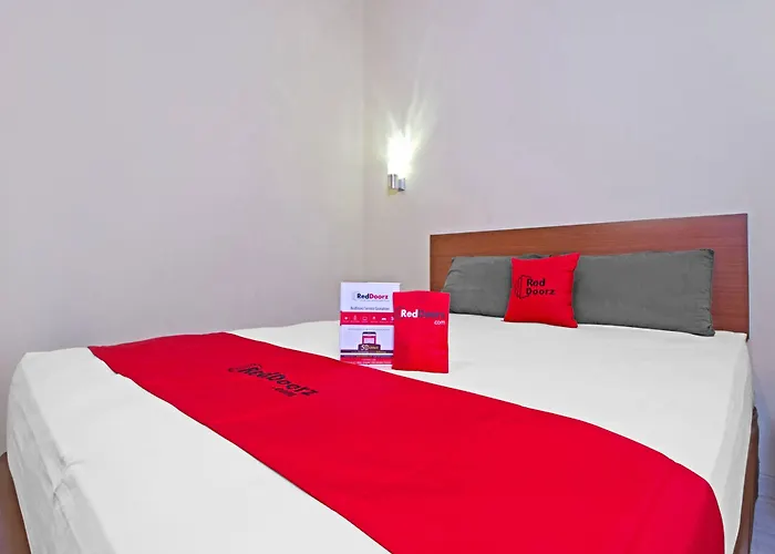Reddoorz Near Trans Studio Mall 2