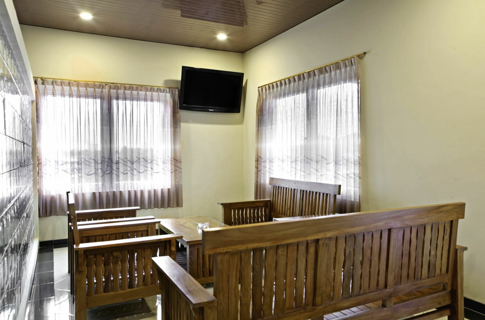 Reddoorz Near Trans Mall 2 Wisma tamu
